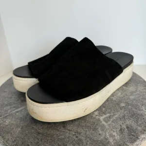 Vince Walford Leather Suede Black White Sole Slides Sandals 9