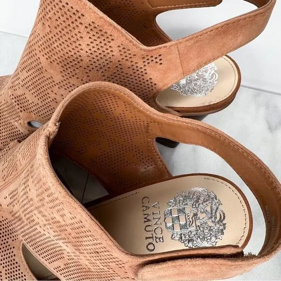 Vince Camuto Leather Detailed Heeled Sandals - Dachelle