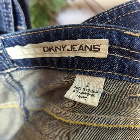 Vintage 2000's Y2K DKNY Bib Jean Overalls Women's 2 Cropped Flare Zipper Denim