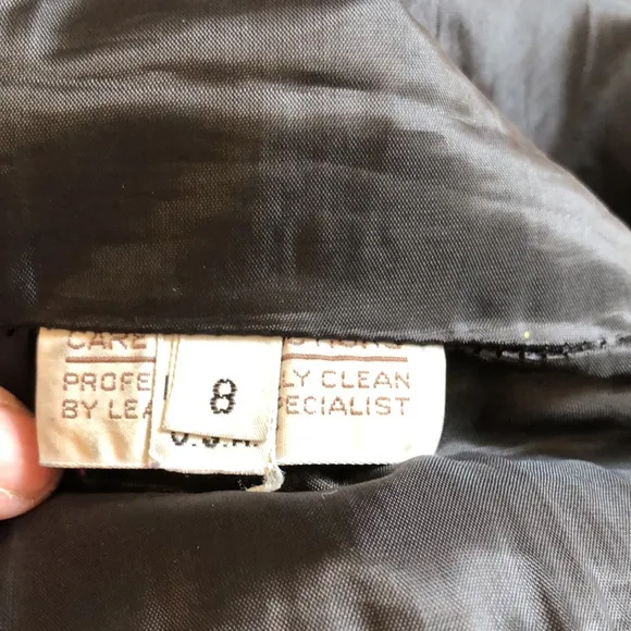 Vintage black midi leather skirt (Samuel Robert)