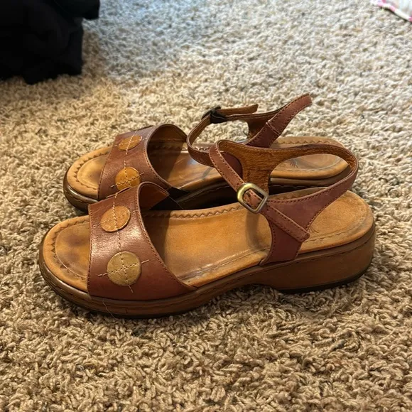 Vintage Dansko Chunky Brown Leather Sandals