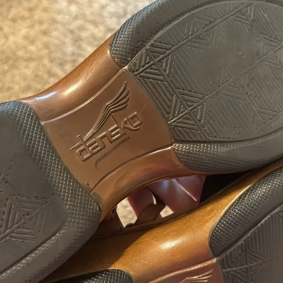 Vintage Dansko Chunky Brown Leather Sandals