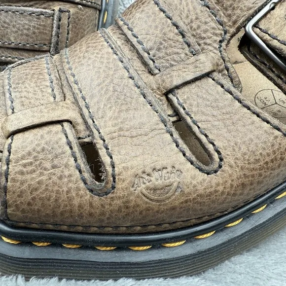 Vintage Dr. Martens Sandals Mens 9 Brown Chunky Y2K Sandals Leather Fisherman