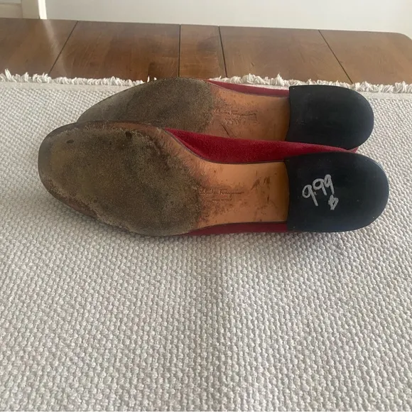 Vintage Ferragamo Dark Red Suede Flats Black Cap Toe Rounded Toe Size 9.5