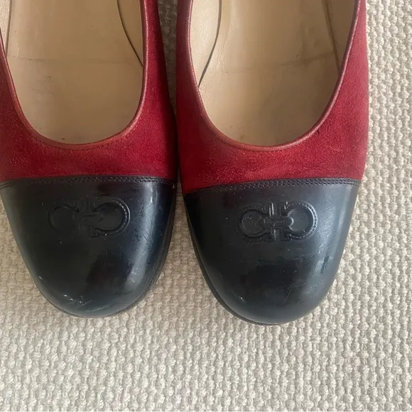 Vintage Ferragamo Dark Red Suede Flats Black Cap Toe Rounded Toe Size 9.5