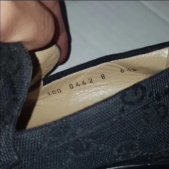 Vintage Gucci GG canvas loafers