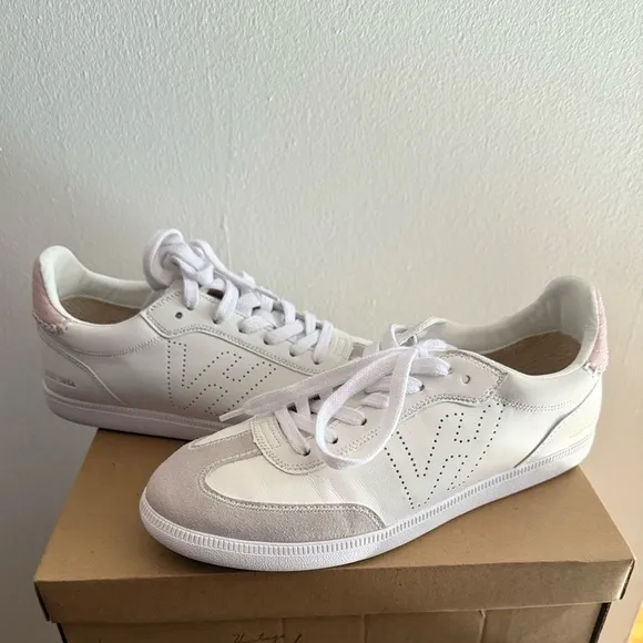 Vintage Havana Crisp 11 White Grey Baby Pink Low Top Sneaker Size 10