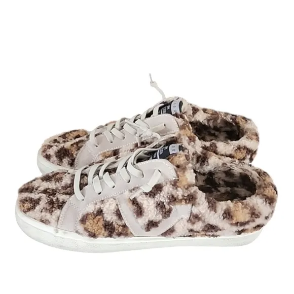 Vintage Havana Snuggle Leopard Print Sneakers 8 Sherpa Slides Leather Trending