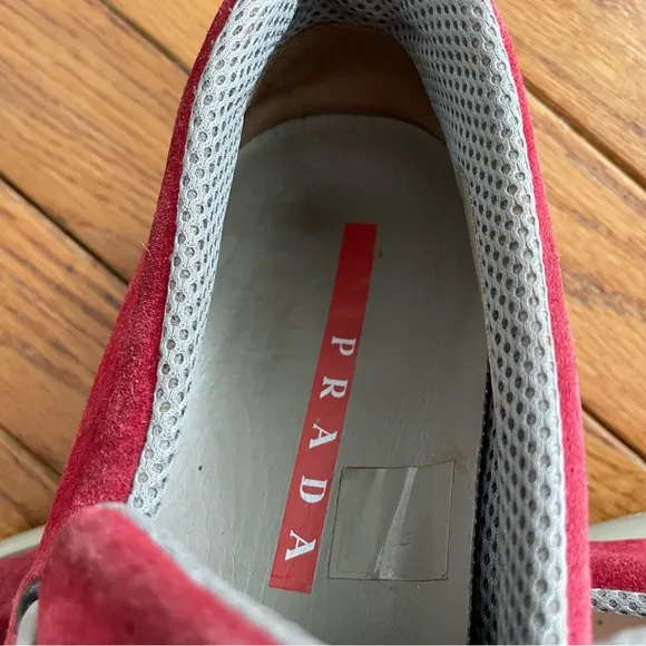 Vintage Prada Linea Rossa Red Suede Toggle Loafers – EU 39.5 (Unisex)