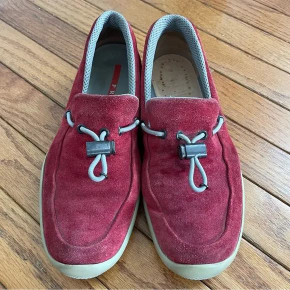 Vintage Prada Linea Rossa Red Suede Toggle Loafers – EU 39.5 (Unisex)