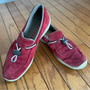 Vintage Prada Linea Rossa Red Suede Toggle Loafers – EU 39.5 (Unisex)