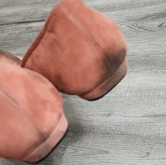 Vintage Prada Suede PointyToe Flats