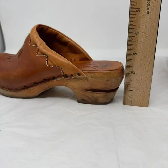 Vintage QualiCraft 8B Clog Mules Slides Brown Leather Wood Brazil Womens