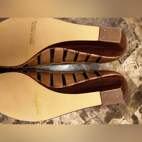 Vintage QualiCraft Casualets Size 8 Leather Wood Brown Wedge Sandals Tan NWOT