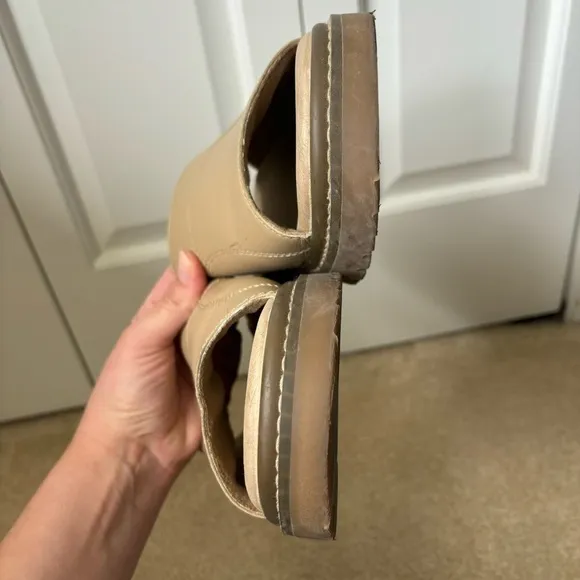 Vintage Skechers Y2K Tan Leather Platform Sandals Slip On Open Toe Slides 11 41
