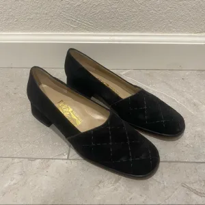 vintage suede black ferragamo loafers flats low heel size 6