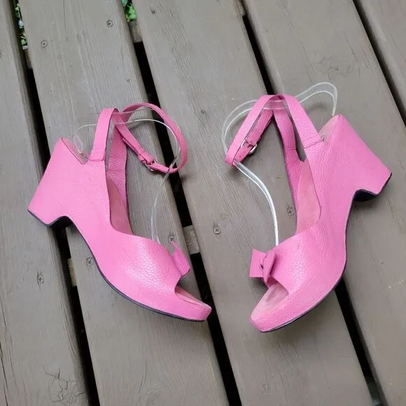 Vintage 90s y2k Barbie Pink Leather Ankle Buckle Wrap Bow Wedge Platform Sandals