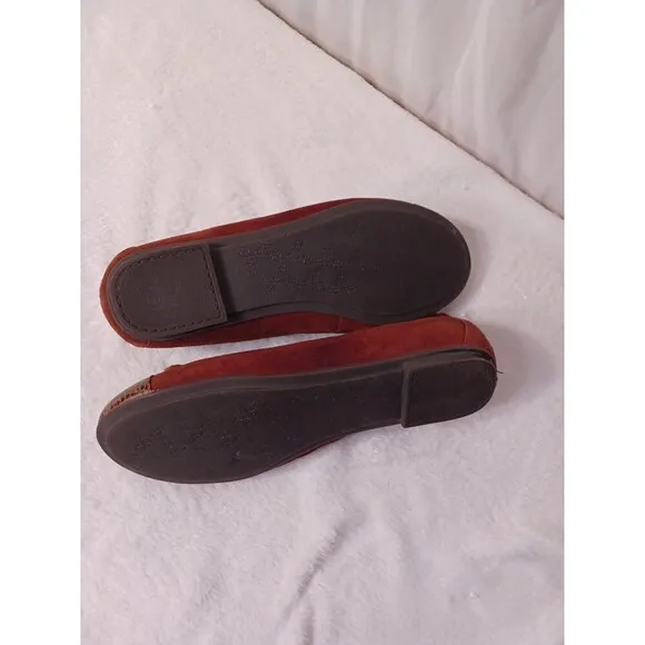 VIONIC Ballet Flats