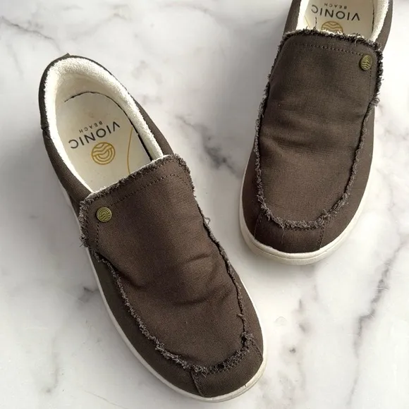 Vionic Beach Seaview Casual Men’s Slip On Canvas Sneakers Sz 9