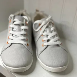 Vionic Beach Wms Stinson Padded Insole Lace Up Casual Sneakers Size 8.5