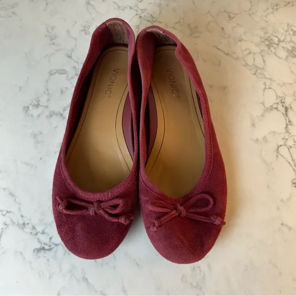 Vionic Callisto Woman’s Merlot Suede Leather Ballet Flats Size 7
