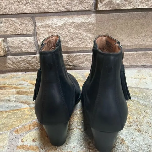 Vionic Madeline Black Leather Side Zip Tassel Ankle Boots 8.5