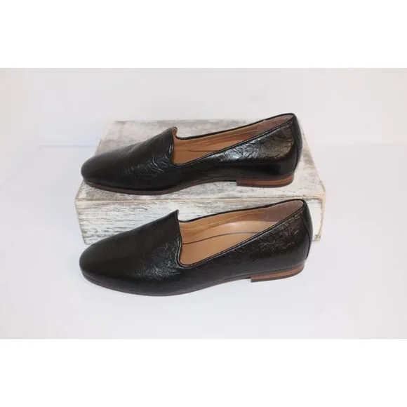 Vionic Willa ll Black Leather Slip On Women's 6 Flats Loafers Preppy Casual NWOB