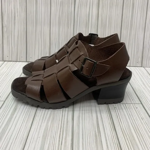 VTG Made In Brazil Gladiator Fisherman Brown Chunky Heels Sandals 90s 7 M