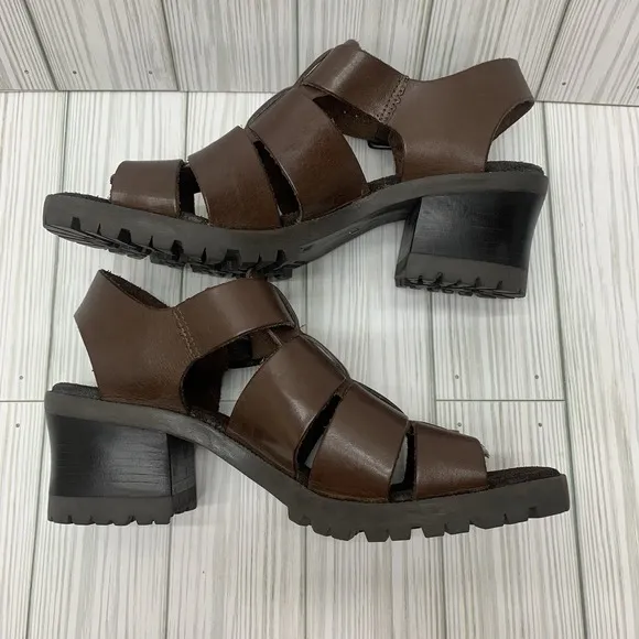 VTG Made In Brazil Gladiator Fisherman Brown Chunky Heels Sandals 90s 7 M