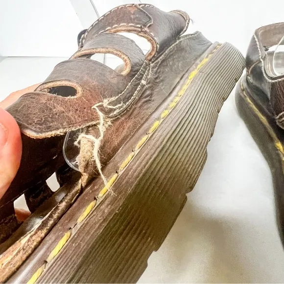 VTG Y2K Dr. Martens Chunky Fisherman Leather Sandals Slingback Size 10 Men’s