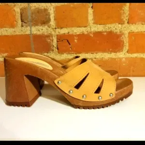 VTG Y2K LEATHER SANDALS BROWN CHUNKY HEELS RETRO SUMMER 90S CLUELESS FESTIVAL