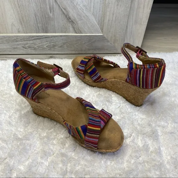 White Mountain Outshine Rainbow Canvas Cork Wedges 7.5