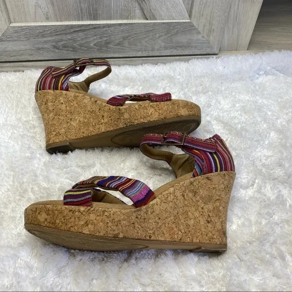 White Mountain Outshine Rainbow Canvas Cork Wedges 7.5