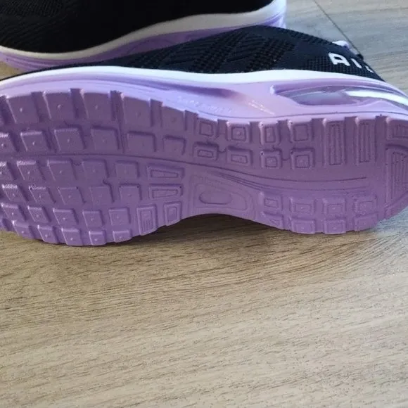 Wide width women's sneakers