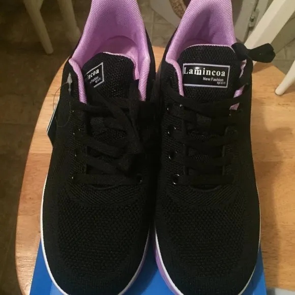 Wide width women's sneakers