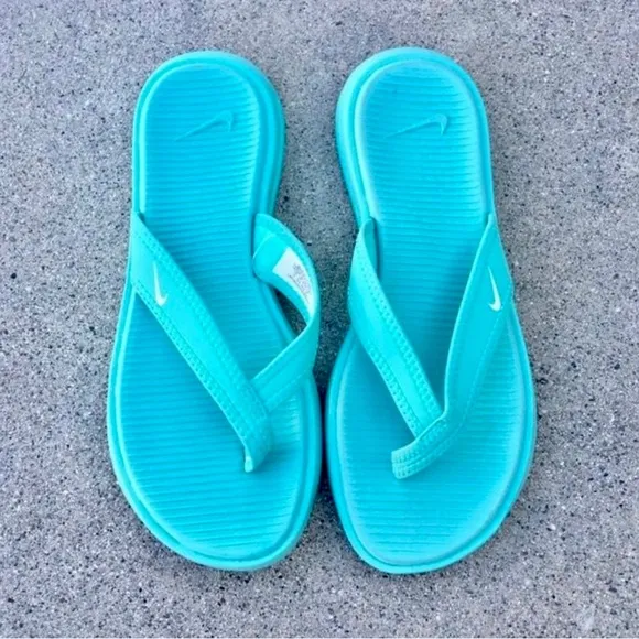 WMNS NIKE ULTRA CELSO THONG LIGHT BLUES OCEANS TURQ