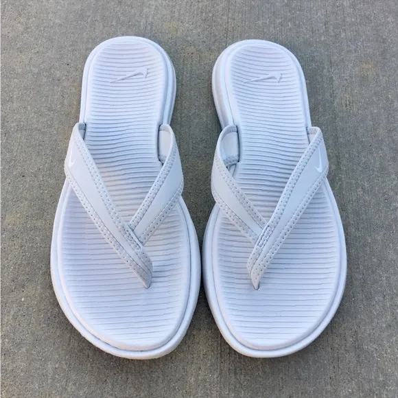 WMNS NIKE ULTRA CELSO THONG LIGHT FLIPS FLOPS