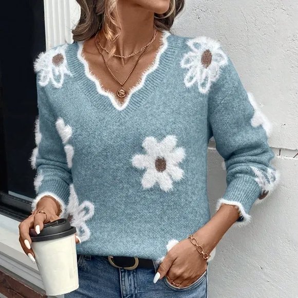 Women Elegant Mink Fur Flower Pattern Lace Knitted Sweater