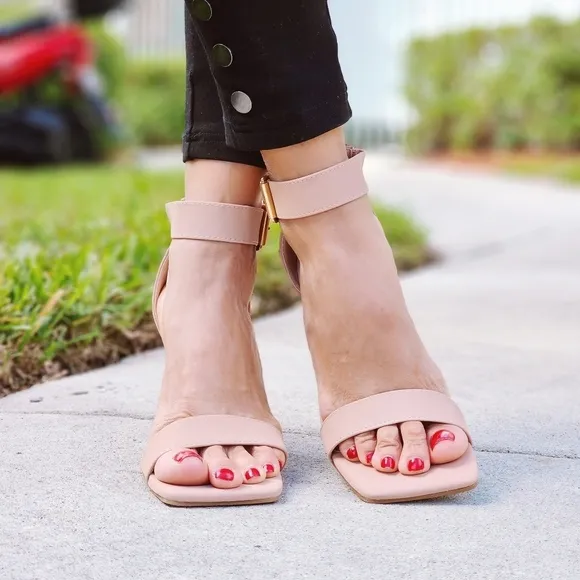 Women's Ankle Strap Block Heel Dress Sandals Nude Color