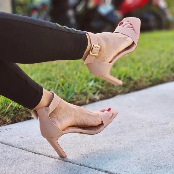Women's Ankle Strap Block Heel Dress Sandals Nude Color