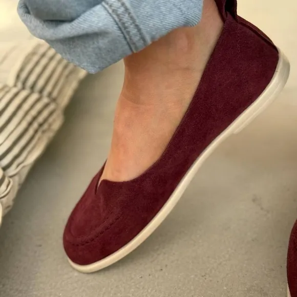 Women's Burgundy Suede Flats