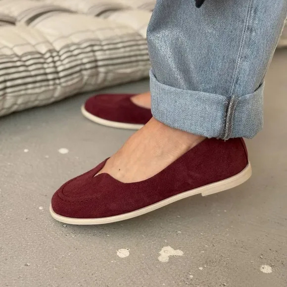 Women's Burgundy Suede Flats