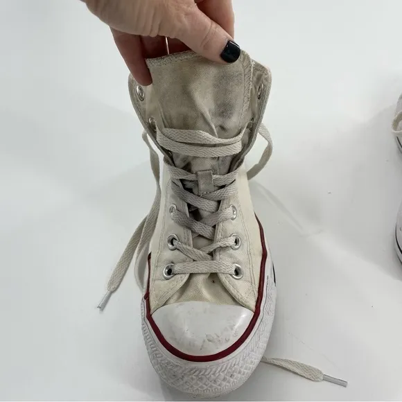 Women’s Converse white canvas high high top sneakers Athletic lace up Unisex 7