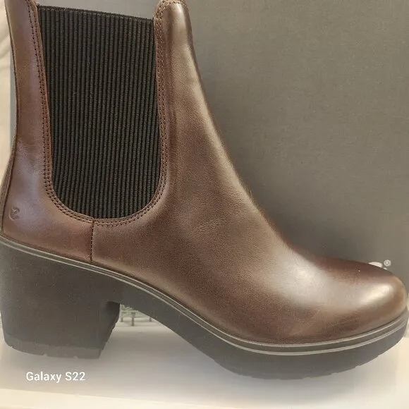 Women's ECCO® Metropole Zurich Leather Chelsea Boots. Brown. NIB. 10-10.5