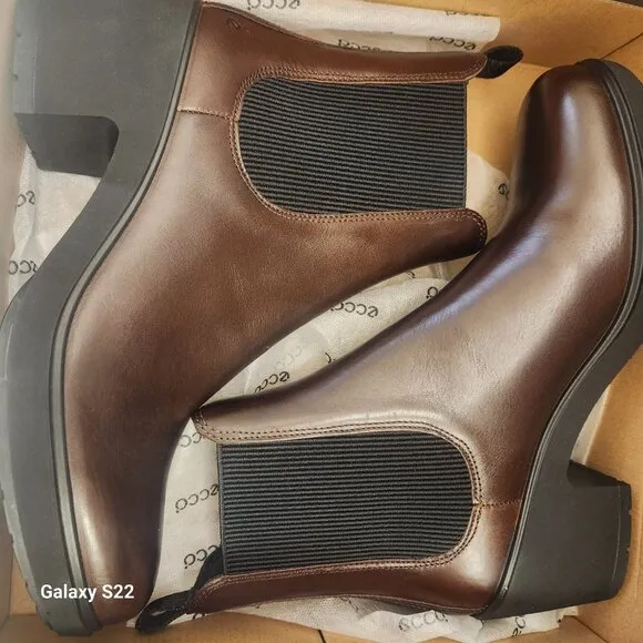 Women's ECCO® Metropole Zurich Leather Chelsea Boots. Brown. NIB. 10-10.5