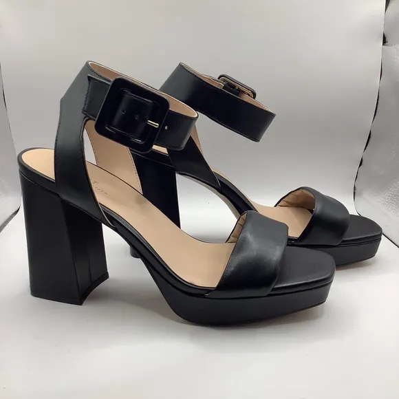 Women's Naturalizer Sandals, Size 7, Black