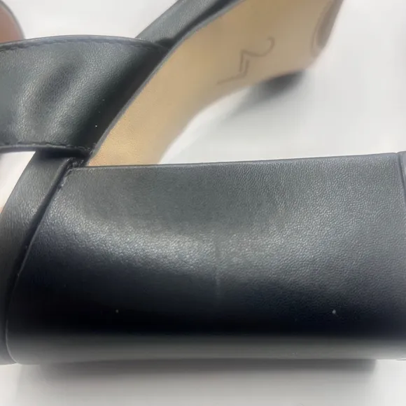 Women's Naturalizer Sandals, Size 7, Black