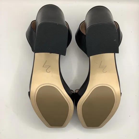Women's Naturalizer Sandals, Size 7, Black