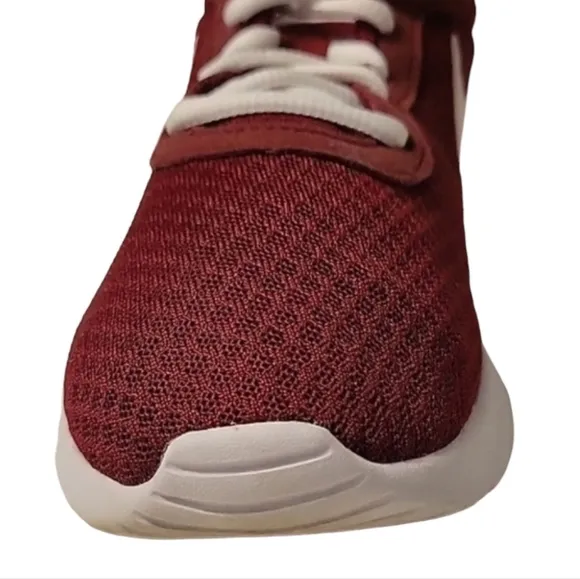 Womens Nike Tanjun Sneakers - Running Shoes - Maroon