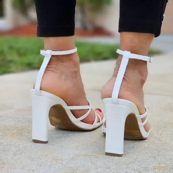 Women's White Chunky Block Heel Square Toe Ring Sandals